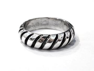 Torchion ring