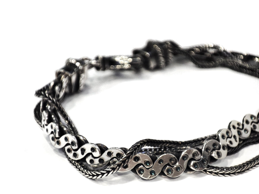 Tempter bracelet