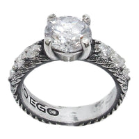 Anello solitario